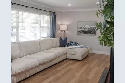 2363 68th Ave S, Saint Petersburg, FL 33712 - Photo 6