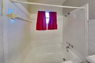 1215 Lake Highland Dr, Orlando, FL 32803 - Photo 14