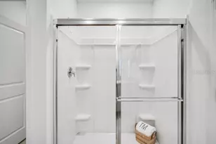 7468 Sandstone Dr, Groveland, FL 34736 - Photo 18