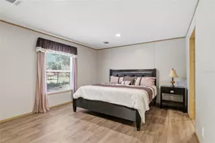 25800 Blue Lakes Dr, Paisley, FL 32767 - Photo 12