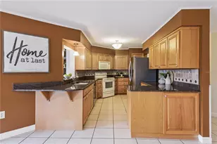 28228 Tammi Dr, Tavares, FL 32778 - Photo 6