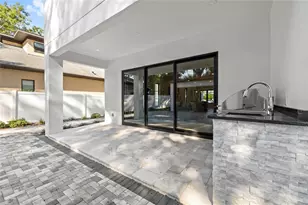 902 Shady Ln Dr, Orlando, FL 32804 - Photo 52