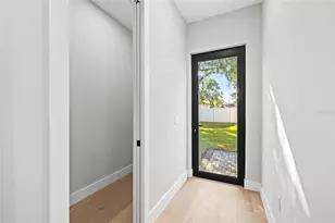 902 Shady Ln Dr, Orlando, FL 32804 - Photo 50