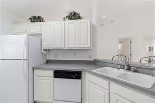 2384 Flamingo Lakes Dr, Kissimmee, FL 34743 - Photo 8