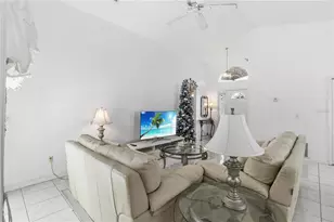 2384 Flamingo Lakes Dr, Kissimmee, FL 34743 - Photo 6