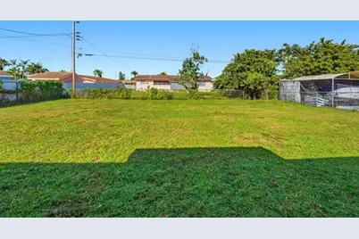 1331 NW 176th Terrace, Miami, FL 33169 - Photo 24