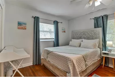 7716 Dartmouth Avenue N, Saint Petersburg, FL 33710 - Photo 26