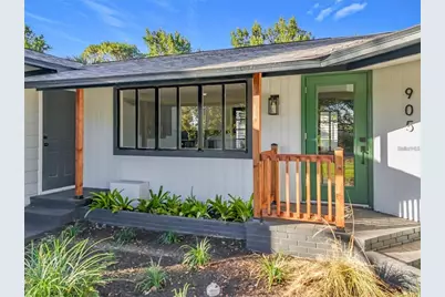 905 W 11th Avenue, Mount Dora, FL 32757 - Photo 2