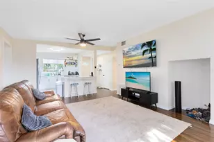 424 Manhattan Ave, Daytona Beach, FL 32118 - Photo 2