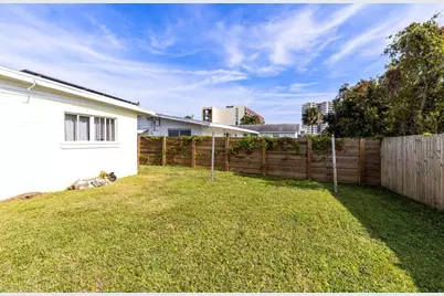 424 Manhattan Avenue, Daytona Beach, FL 32118 - Photo 18