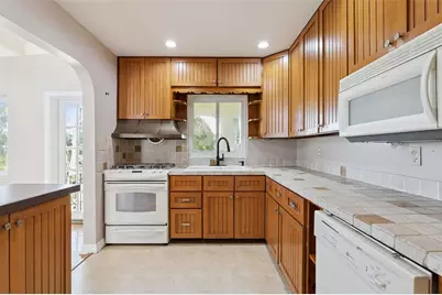 4611 Ola Beach Drive, Mount Dora, FL 32757 - Photo 14