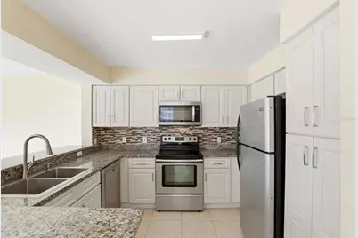 13839 Fairway Island Drive #1111, Orlando, FL 32837 - Photo 6