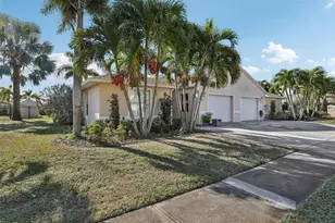 527 Jackson Ave, Satellite Beach, FL 32937 - Photo 2