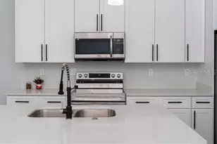 1438 Seeley Cir NW, Palm Bay, FL 32907 - Photo 4