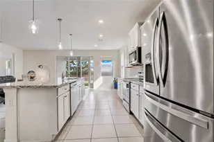 7889 Penrose Pl, Wildwood, FL 34785 - Photo 8