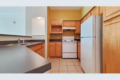 6685 Queens Borough Avenue #205, Orlando, FL 32835 - Photo 8