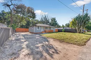 2409 Garbelia Ave, Orlando, FL 32817 - Photo 4