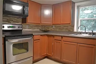 647 S Delaware Ave, Deland, FL 32720 - Photo 4