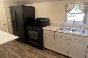 230 S Center St, Pierson, FL 32180 - Photo 24