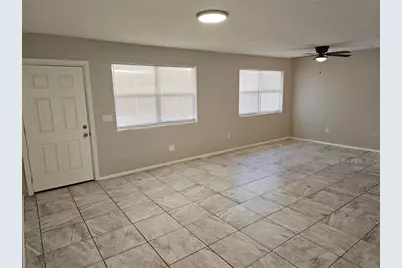 820 Berkshire Road, Daytona Beach, FL 32117 - Photo 2
