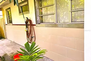 9110 SW 44th St, Miami, FL 33165 - Photo 2