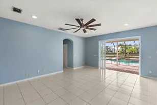 9005 Pinebreeze Dr, Riverview, FL 33578 - Photo 12