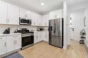 350 E 2nd Ave, New Smyrna Beach, FL 32169 - Photo 8