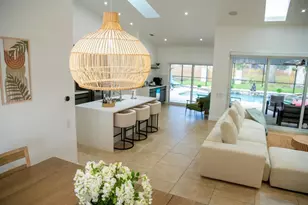 1010 Joyce Ct, Venice, FL 34293 - Photo 6