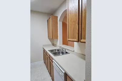 6100 Stevenson Drive #104, Orlando, FL 32835 - Photo 4