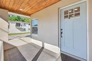 821 Colyer St, Orlando, FL 32805 - Photo 8