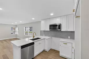 821 Colyer St, Orlando, FL 32805 - Photo 12