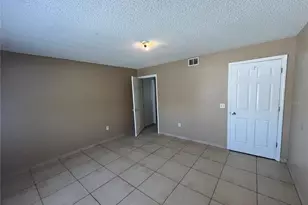 204 Canterbury Ct, Kissimmee, FL 34758 - Photo 8