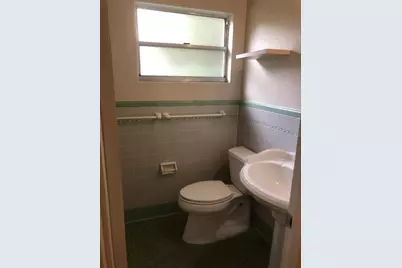 527 NW 36th Terrace, Gainesville, FL 32607 - Photo 14