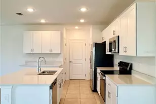 337 Wayland Dr, Haines City, FL 33844 - Photo 8