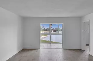 2724 N Garden Dr, Lake Worth, FL 33461 - Photo 10