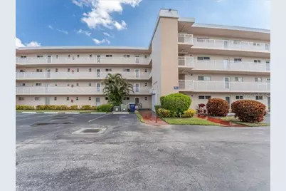 2724 N Garden Drive #204, Lake Worth, FL 33461 - Photo 2