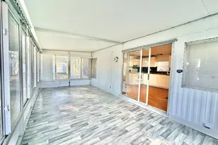 927 Village Dr, Wildwood, FL 34785 - Photo 8