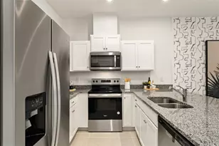 129 Rainwood St, Groveland, FL 34736 - Photo 12