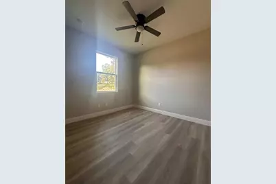 1575 S Montgomery Street, Deland, FL 32720 - Photo 6