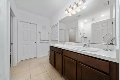 669 Jupiter Beach Road, Groveland, FL 34736 - Photo 12