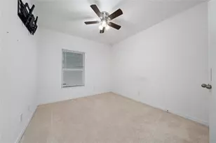 669 Jupiter Beach Rd, Groveland, FL 34736 - Photo 18