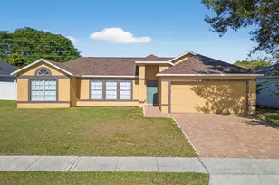 2346 Queenswood Cir, Kissimmee, FL 34743 - Photo 2