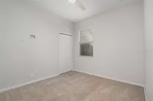 572 Vista Ridge Dr, Ruskin, FL 33570 - Photo 18