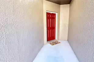 10424 Kiplinger Ln, Orlando, FL 32829 - Photo 2