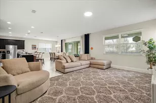 9035 Sunshine Ridge Loop, Kissimmee, FL 34747 - Photo 4