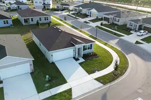 1315 Normandy Dr, Haines City, FL 33844 - Photo 2