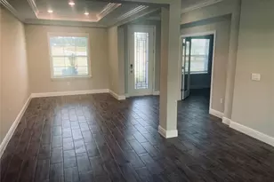 10183 White Magnolia Sq, Thonotosassa, FL 33592 - Photo 8