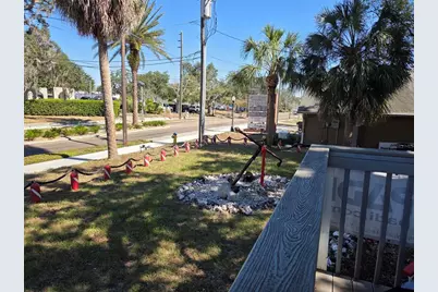 528 E Tarpon Avenue, Tarpon Springs, FL 34689 - Photo 6