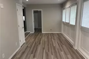 107 W 6th St, Sanford, FL 32771 - Photo 2