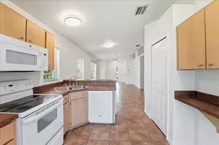 933 Pecan St, Oviedo, FL 32765 - Photo 6